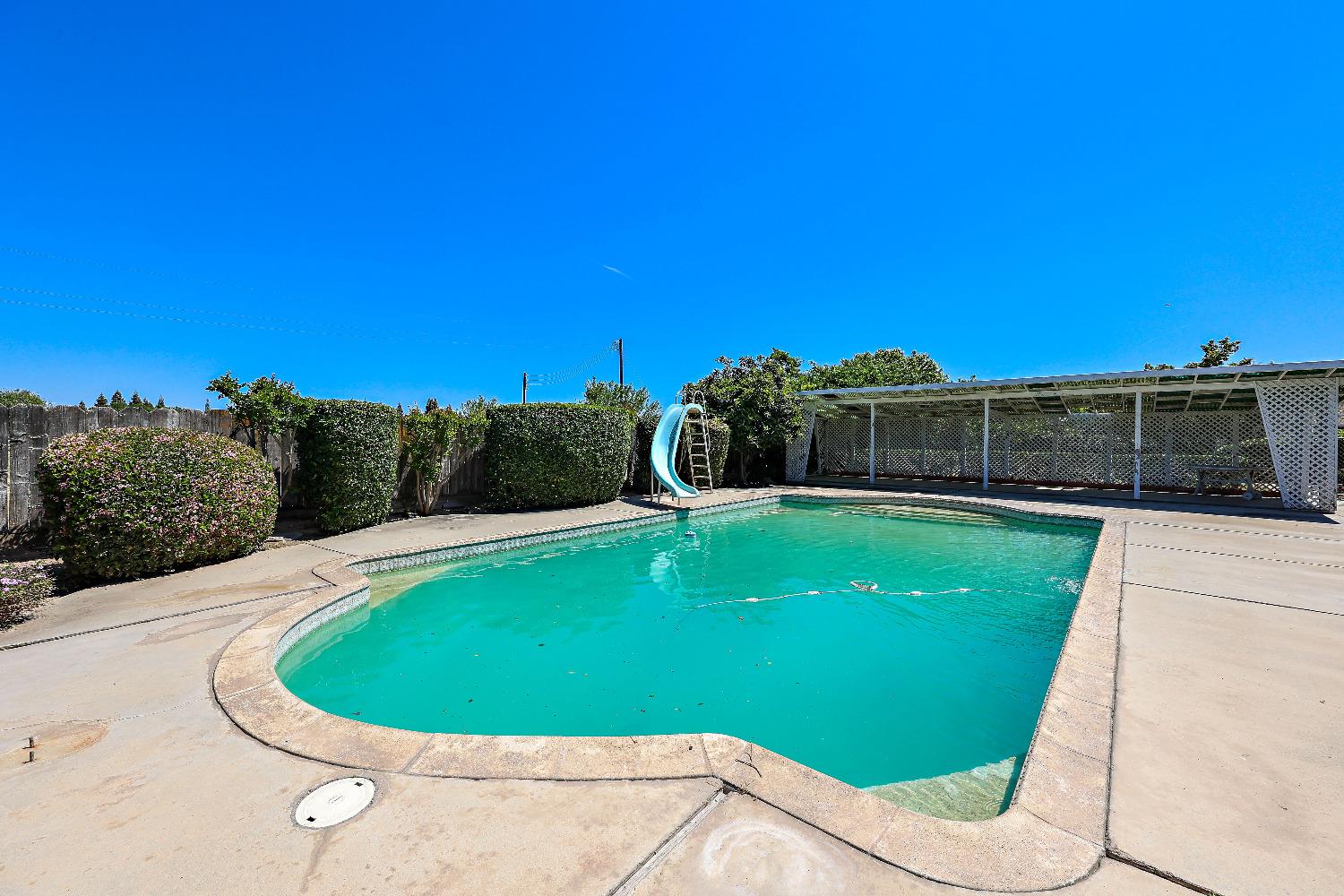 Detail Gallery Image 55 of 75 For 5924 Cherub Ln, Atwater,  CA 95301 - 4 Beds | 2/1 Baths