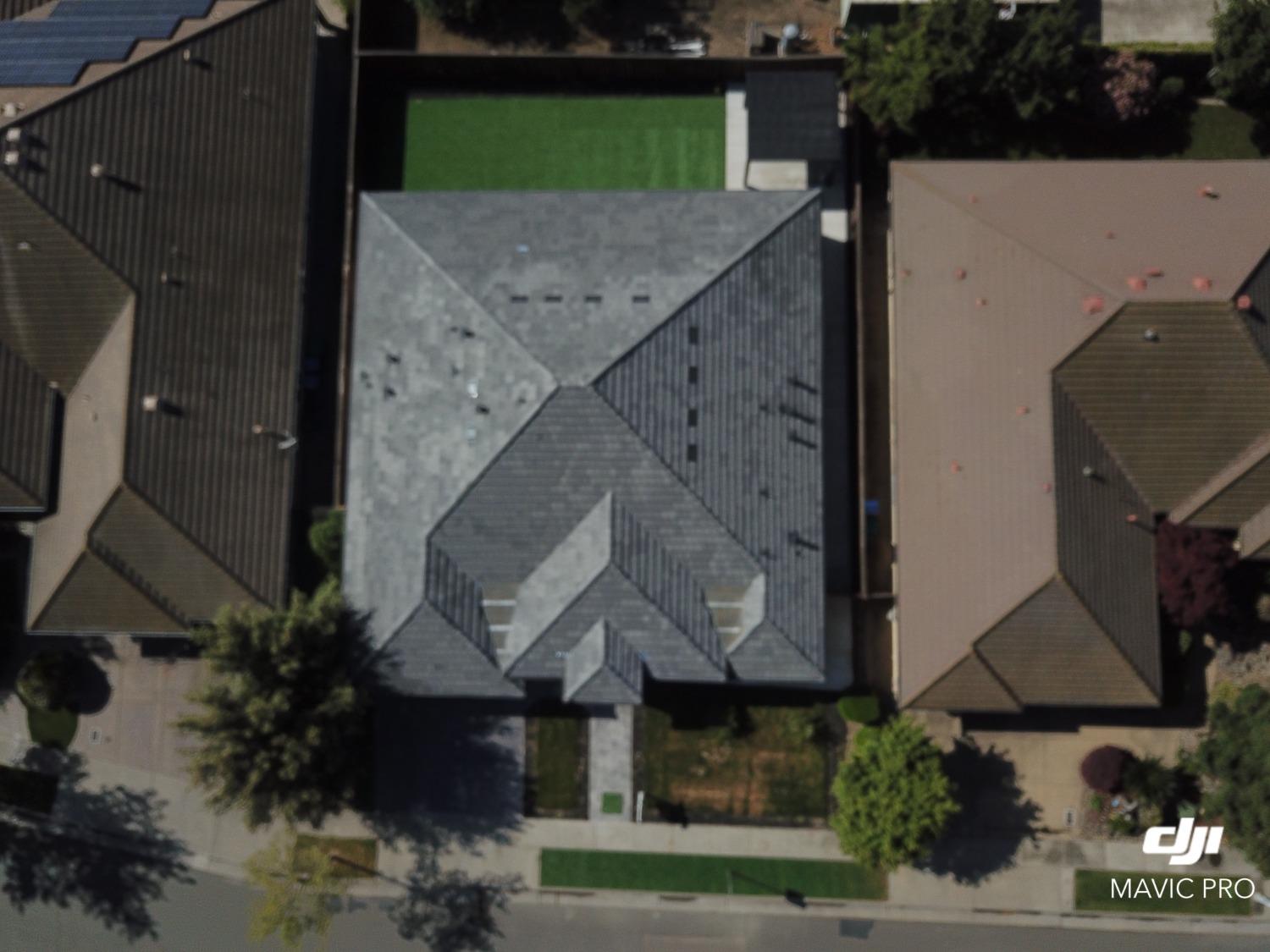 Detail Gallery Image 4 of 58 For 2442 Vintage Oaks Ct, Lodi,  CA 95242 - 4 Beds | 3/1 Baths
