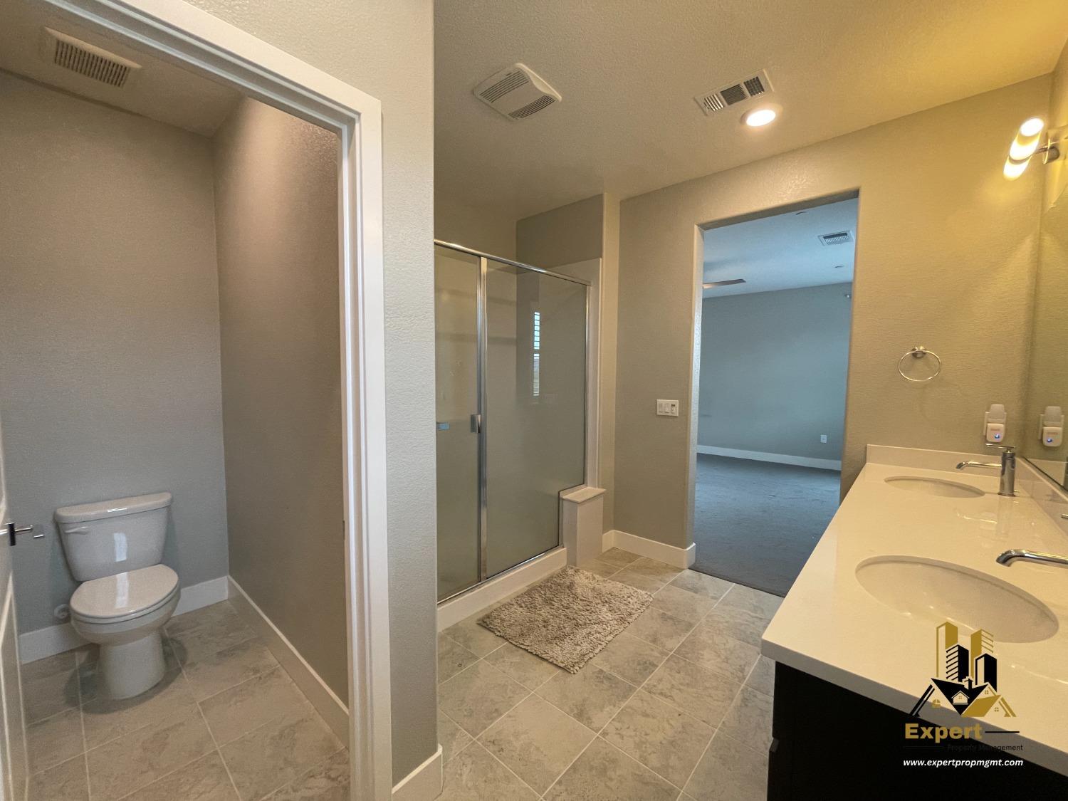 Detail Gallery Image 14 of 21 For 3896 Firestar Way, Sacramento,  CA 95834 - 4 Beds | 3 Baths