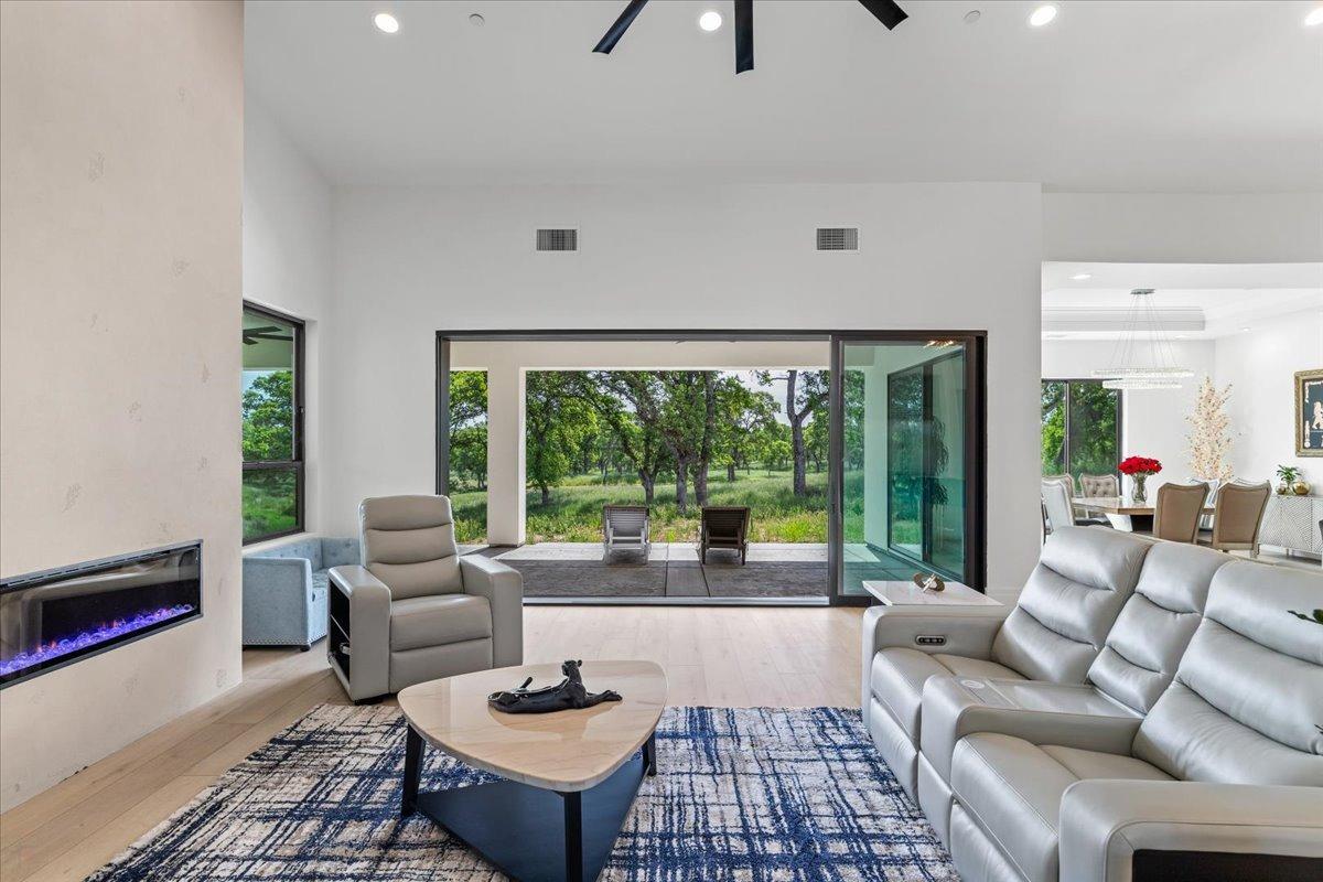 Detail Gallery Image 12 of 99 For 285 Knolls Dr, Copperopolis,  CA 95228 - 3 Beds | 3/1 Baths