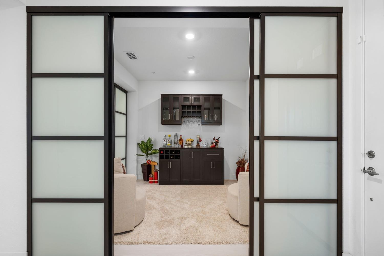 Knightsbrook Avenue, Rancho Cordova, California image 6