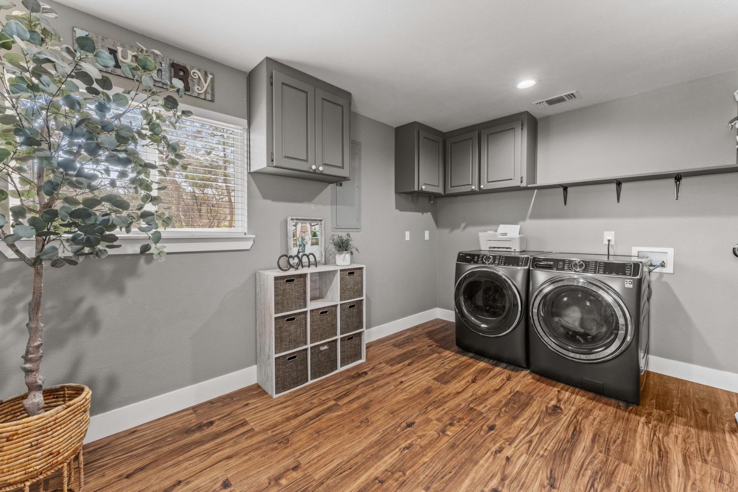 Detail Gallery Image 28 of 75 For 11293 Shadow Ln, Browns Valley,  CA 95918 - 3 Beds | 3 Baths