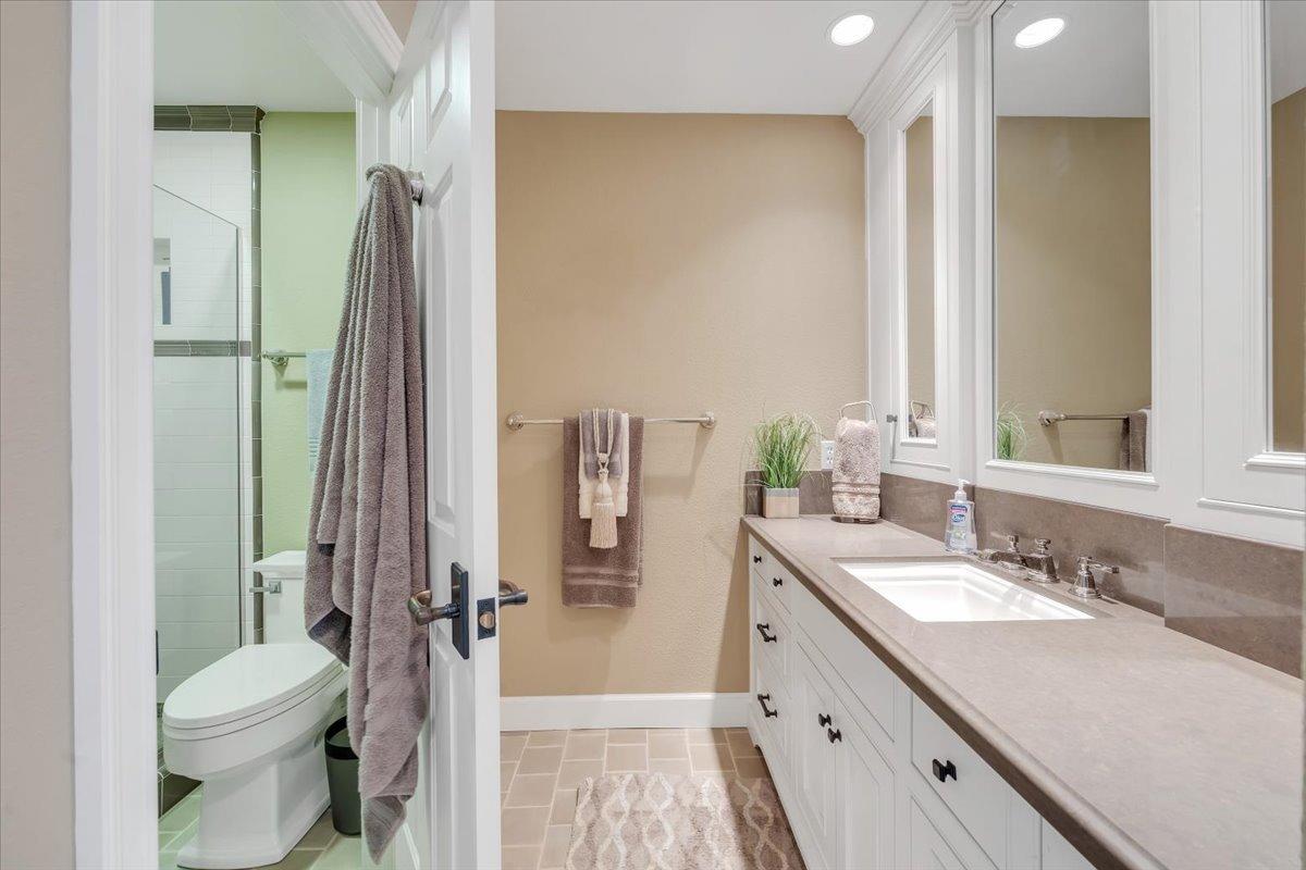 Detail Gallery Image 45 of 76 For 1030 Shoreline Dr #5,  Copperopolis,  CA 95228 - 3 Beds | 2 Baths