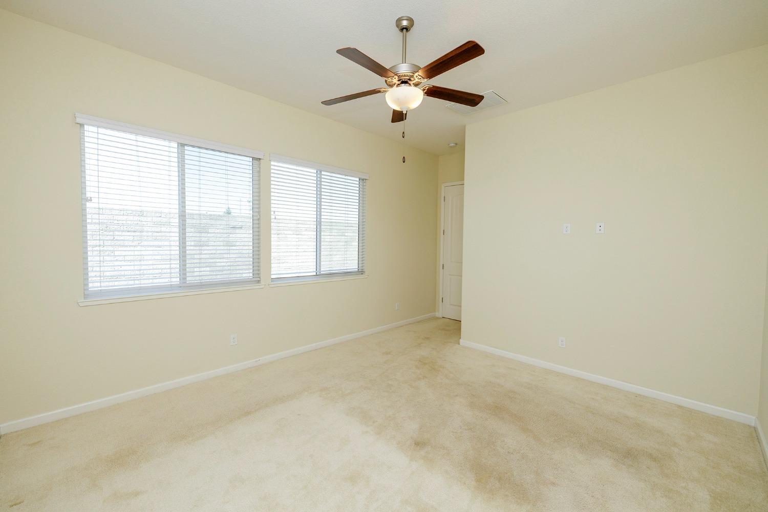 Detail Gallery Image 20 of 37 For 1526 S Deborah Cir, Escalon,  CA 95320 - 4 Beds | 2/1 Baths