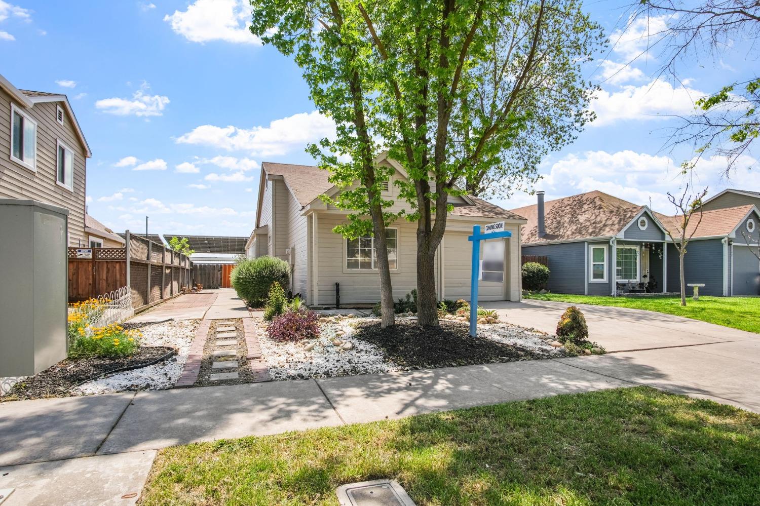 Detail Gallery Image 3 of 25 For 1732 Heritage Dr, Merced,  CA 95341 - 3 Beds | 2 Baths