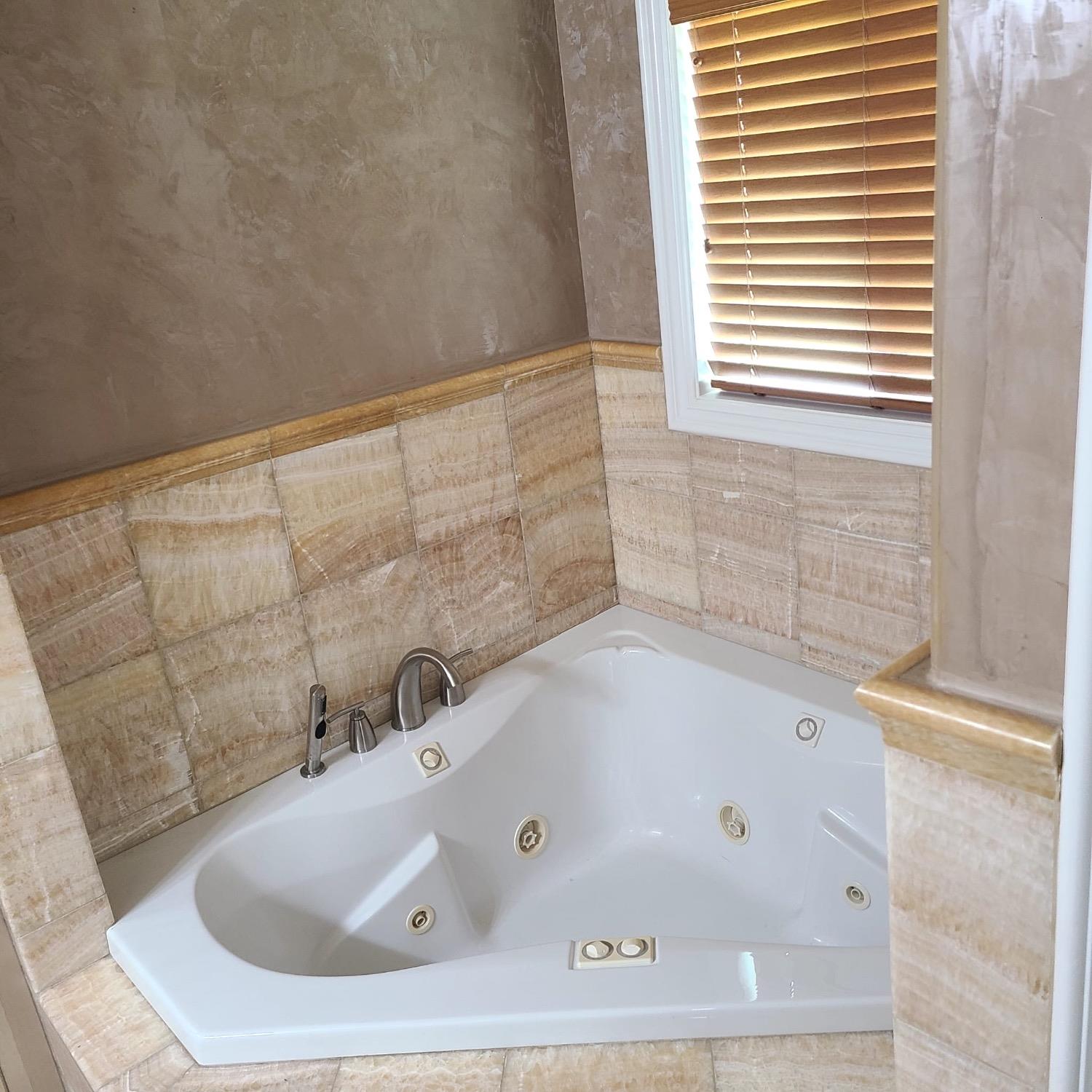 Detail Gallery Image 24 of 26 For 6833 Butterball Way, Sacramento,  CA 95842 - 6 Beds | 4 Baths