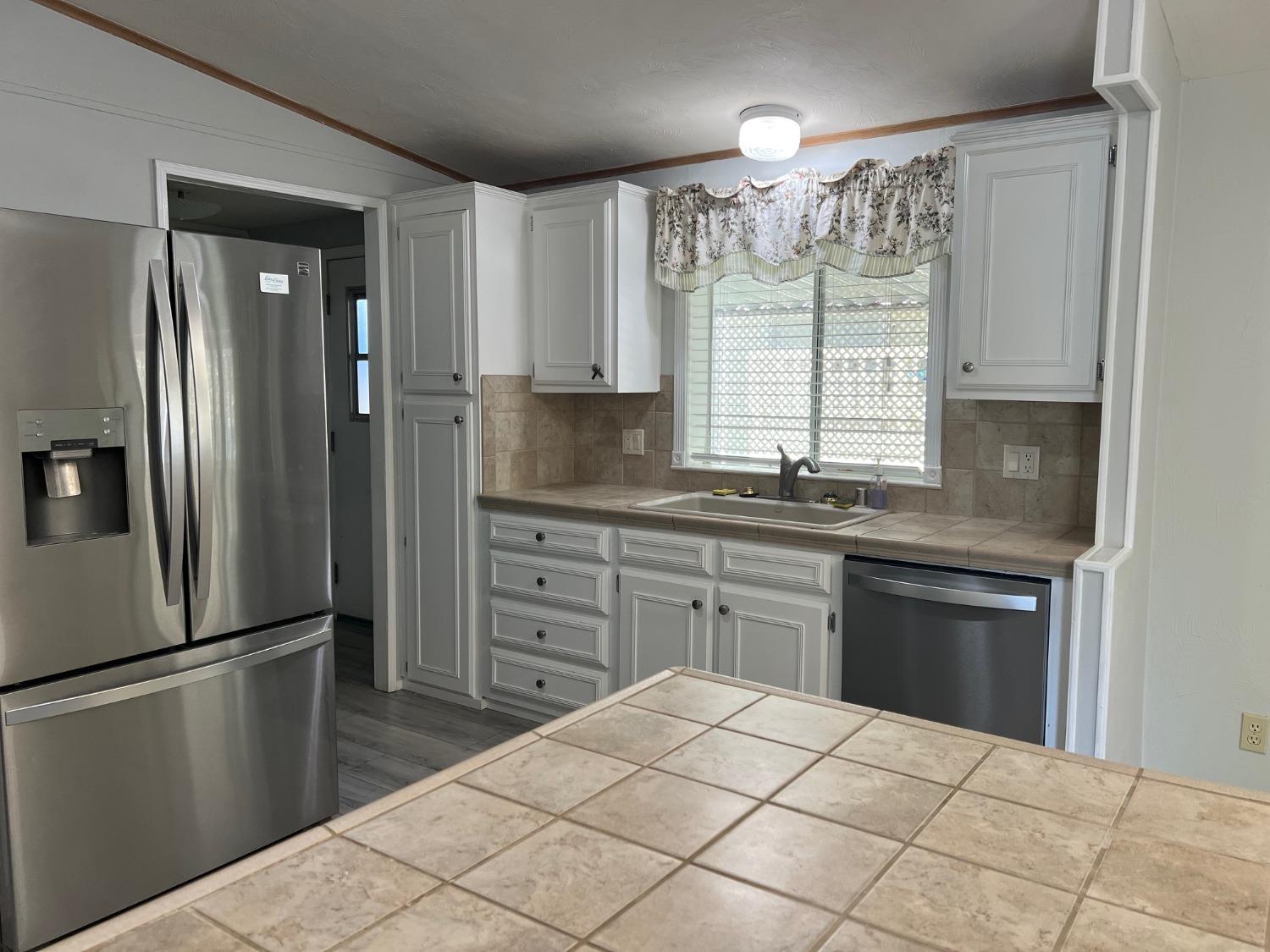 Detail Gallery Image 13 of 36 For 4390 Patterson Dr 246, Diamond Springs,  CA 95619 - 3 Beds | 2 Baths