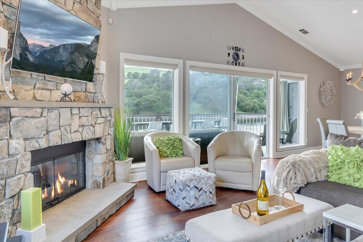 Detail Gallery Image 14 of 76 For 1030 Shoreline Dr #5,  Copperopolis,  CA 95228 - 3 Beds | 2 Baths