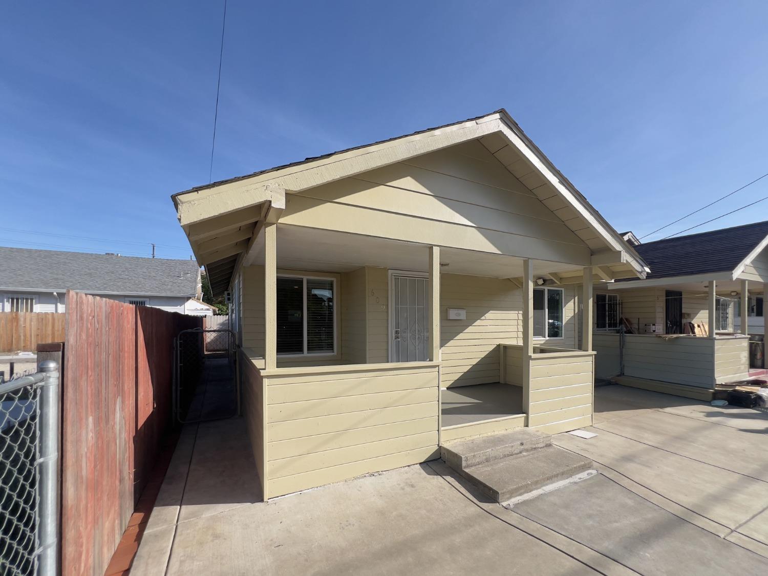 E Jefferson Street, Stockton, California image 22