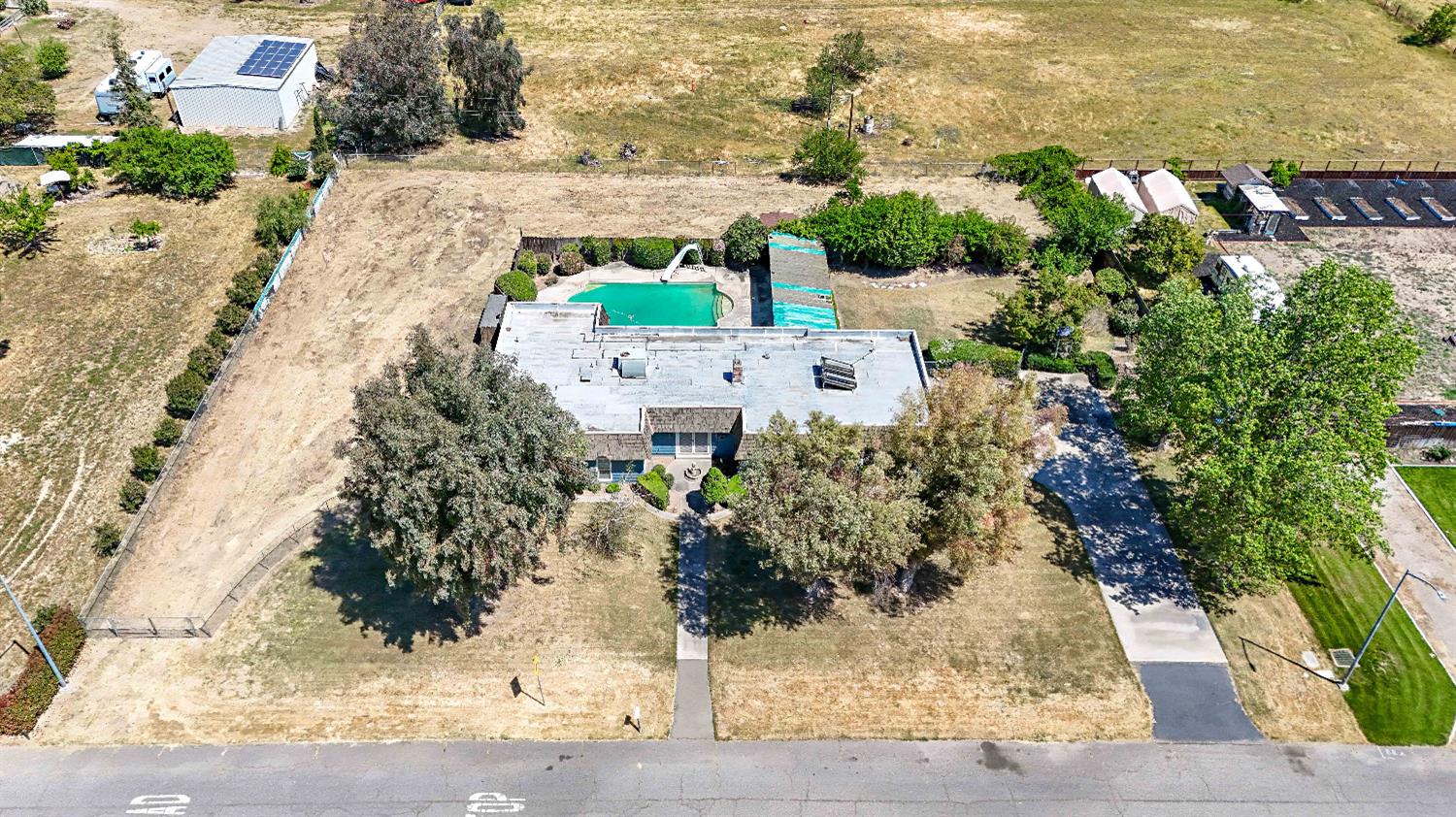 Detail Gallery Image 63 of 75 For 5924 Cherub Ln, Atwater,  CA 95301 - 4 Beds | 2/1 Baths