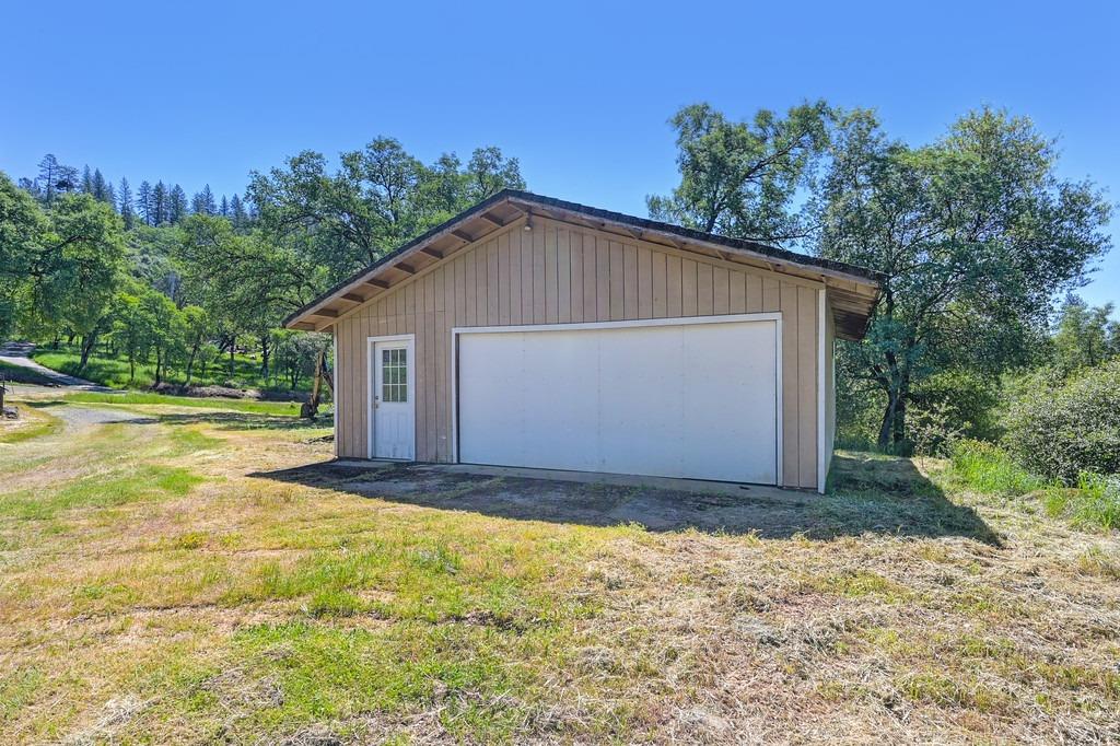 Halcon Crest Court, Grass Valley, California image 50