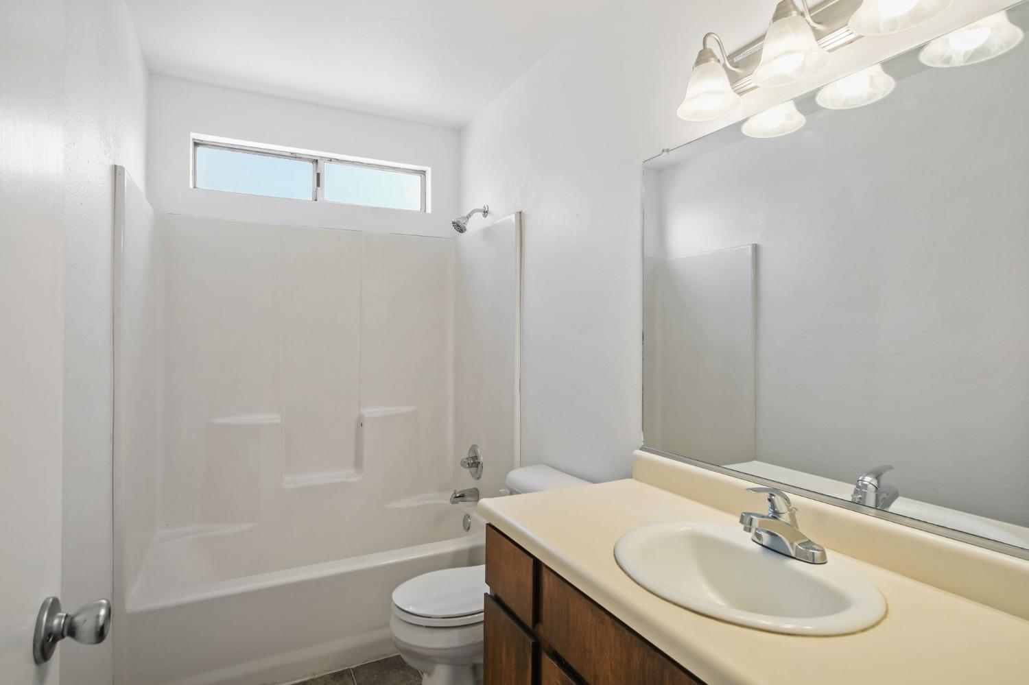 Detail Gallery Image 20 of 25 For 1732 Heritage Dr, Merced,  CA 95341 - 3 Beds | 2 Baths