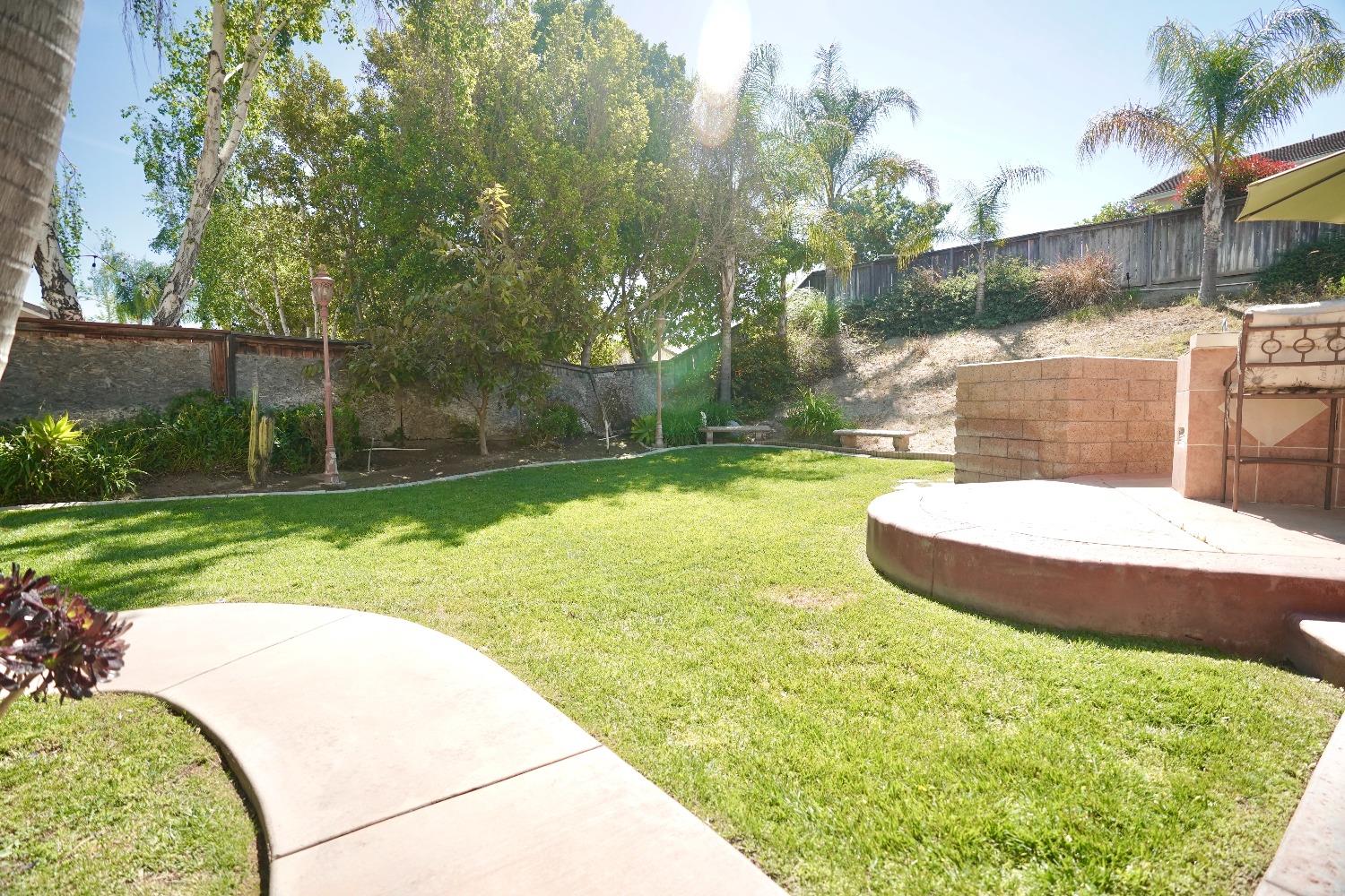 Detail Gallery Image 20 of 69 For 12597 Poinsetta Dr, Riverside,  CA 95203 - 6 Beds | 4 Baths