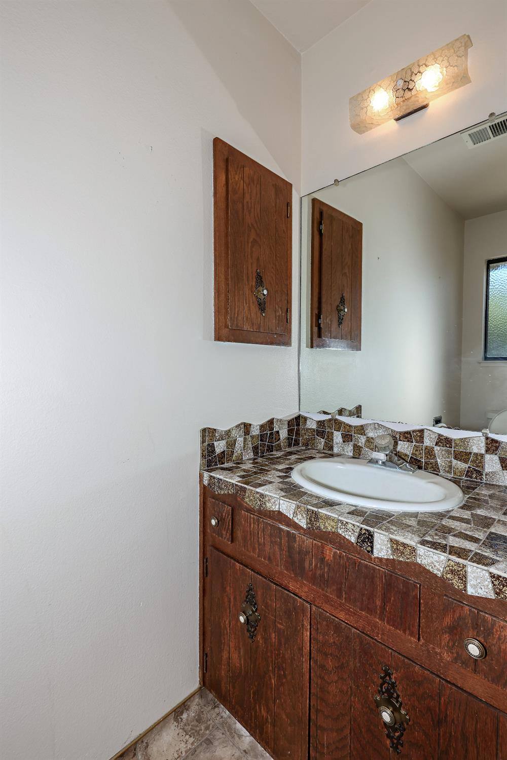 Detail Gallery Image 25 of 75 For 5924 Cherub Ln, Atwater,  CA 95301 - 4 Beds | 2/1 Baths