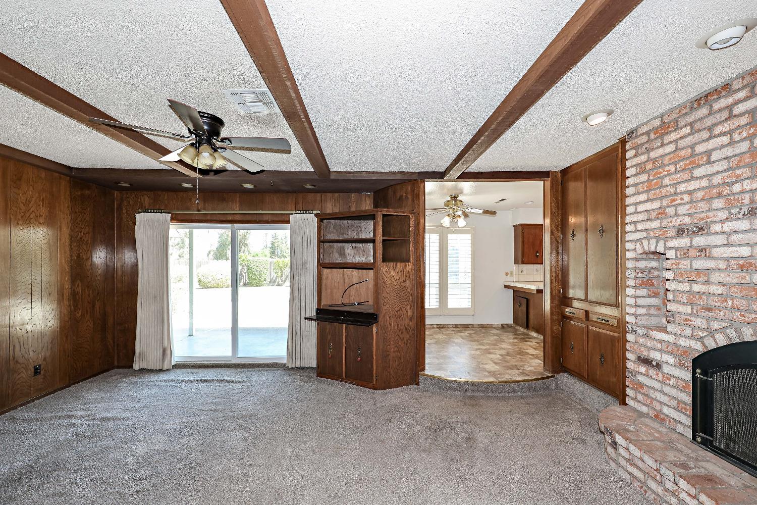 Detail Gallery Image 8 of 75 For 5924 Cherub Ln, Atwater,  CA 95301 - 4 Beds | 2/1 Baths