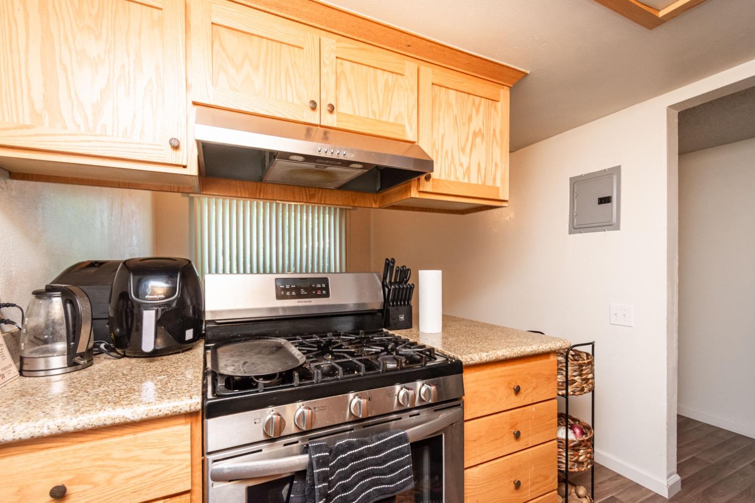 Detail Gallery Image 26 of 61 For 4851 Cowell Blvd, Davis,  CA 95618 - – Beds | – Baths