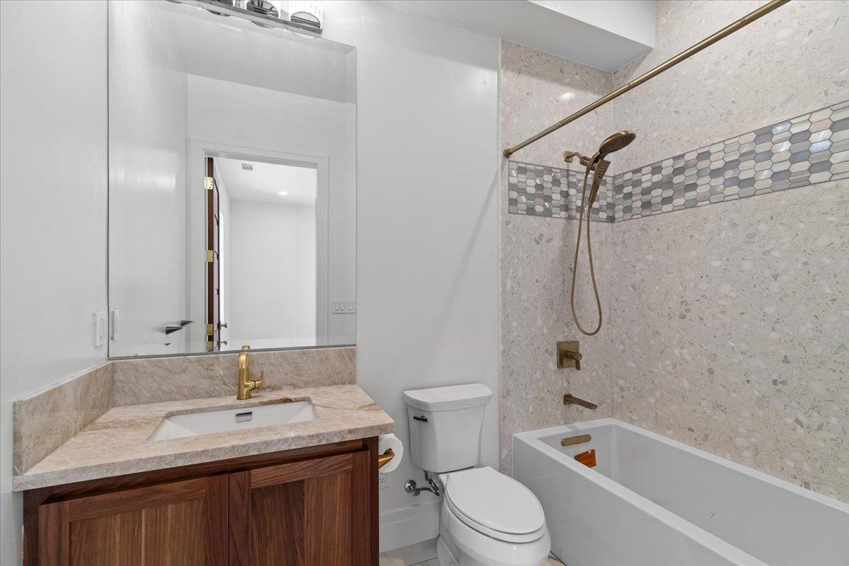 Detail Gallery Image 70 of 99 For 285 Knolls Dr, Copperopolis,  CA 95228 - 3 Beds | 3/1 Baths