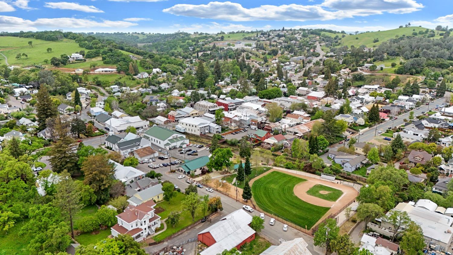 Greenstone Terrace, Sutter Creek, California image 17
