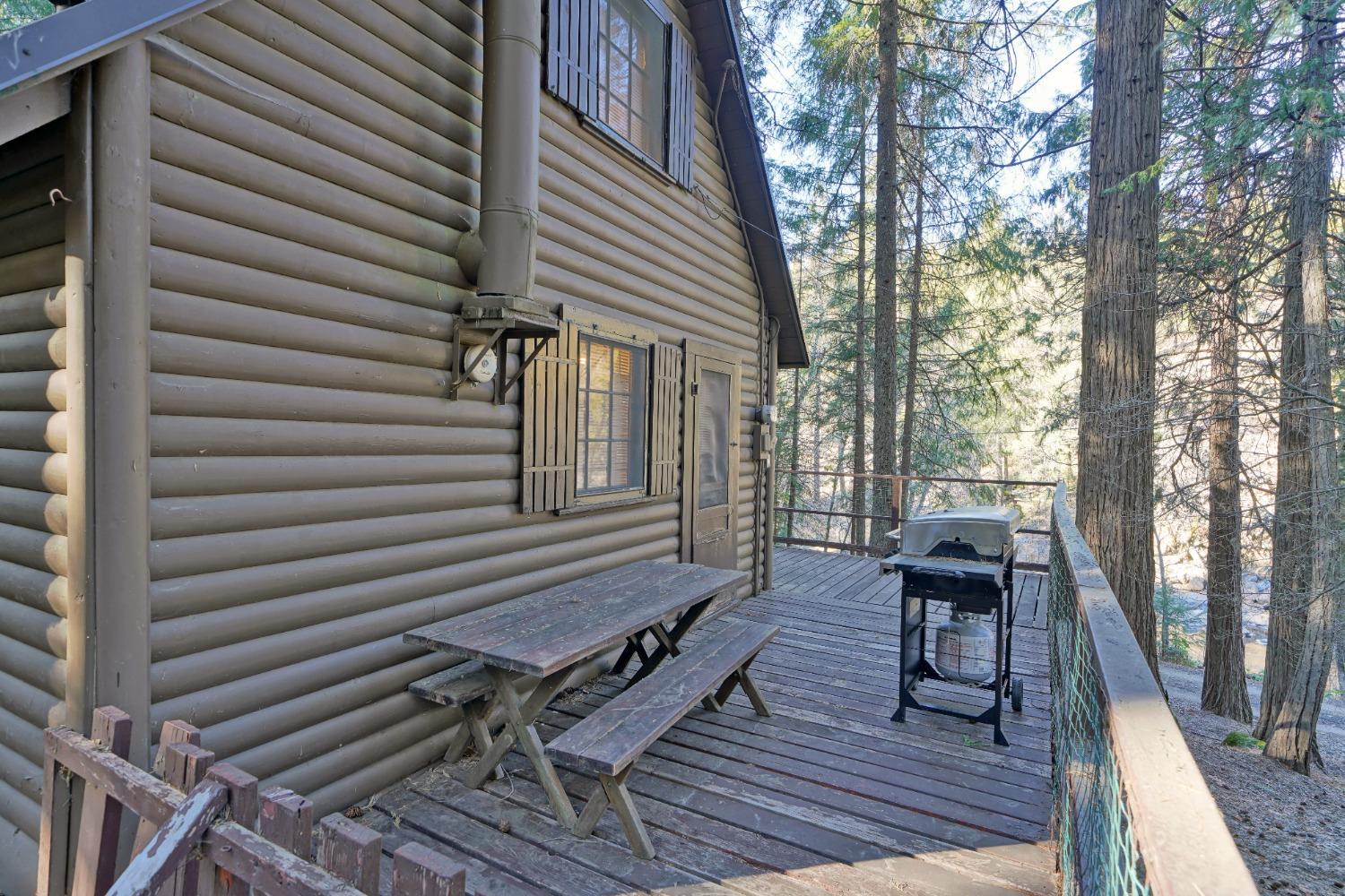 Detail Gallery Image 30 of 40 For 10192 Bull Creek Rd, Pollock Pines,  CA 95726 - 3 Beds | 1 Baths