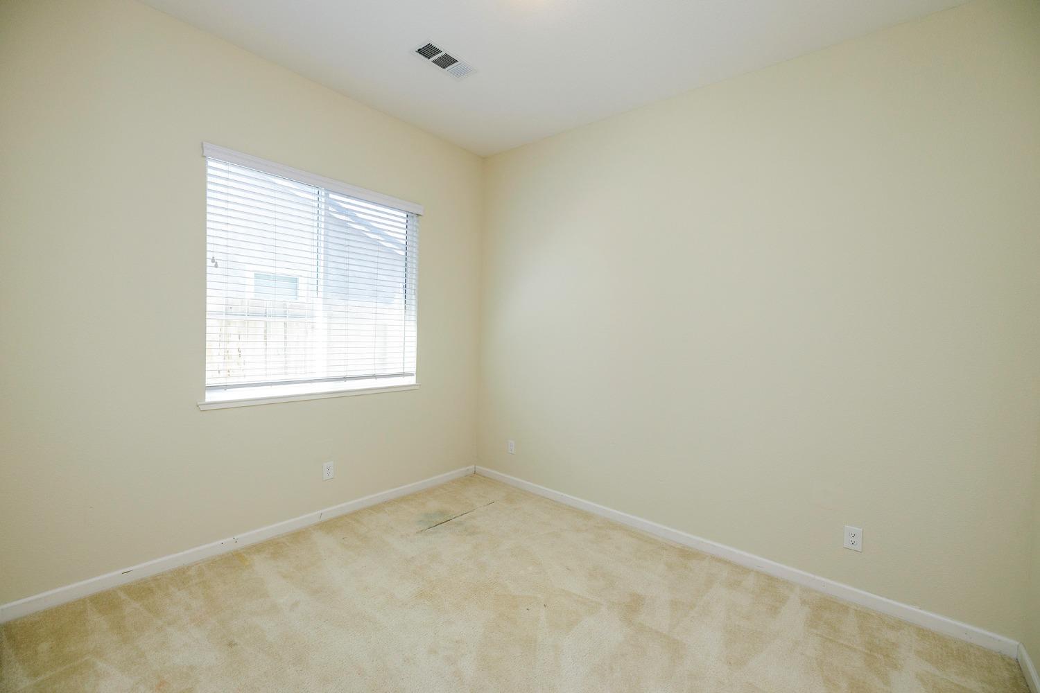 Detail Gallery Image 26 of 37 For 1526 S Deborah Cir, Escalon,  CA 95320 - 4 Beds | 2/1 Baths