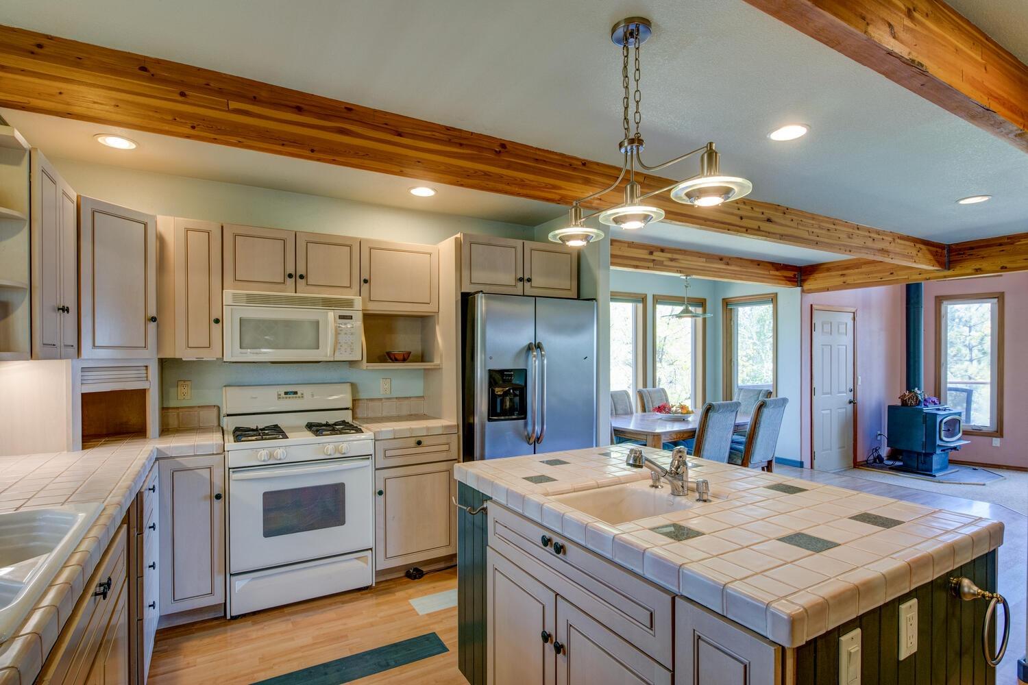 Detail Gallery Image 20 of 76 For 9413 E Ponderosa Way, Coulterville,  CA 95311 - 3 Beds | 2 Baths