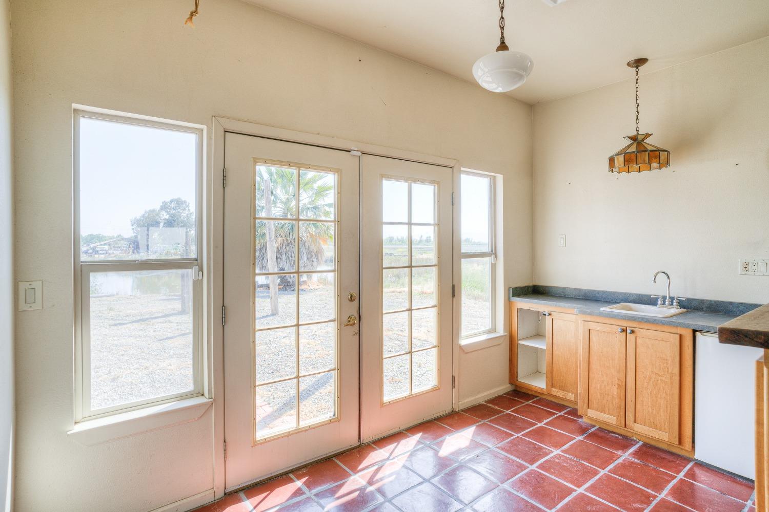 Detail Gallery Image 17 of 84 For 3145 Hunter Rd, Colusa,  CA 95932 - 3 Beds | 2/1 Baths