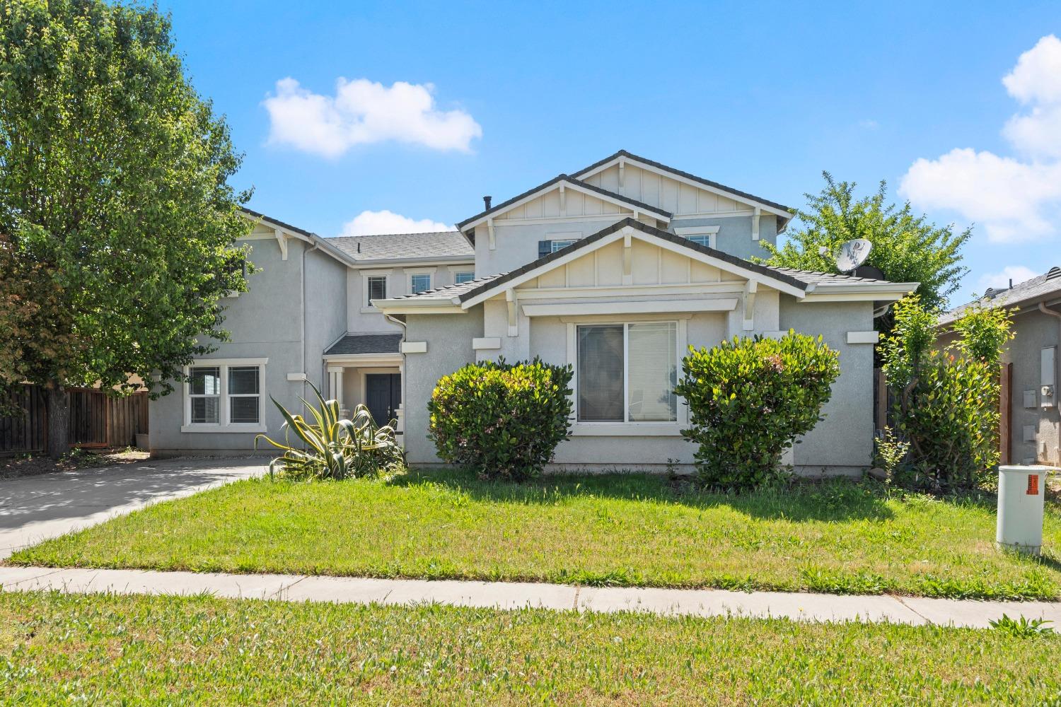 Detail Gallery Image 3 of 70 For 1530 Maryclair Dr, Olivehurst,  CA 95961 - 4 Beds | 2/1 Baths