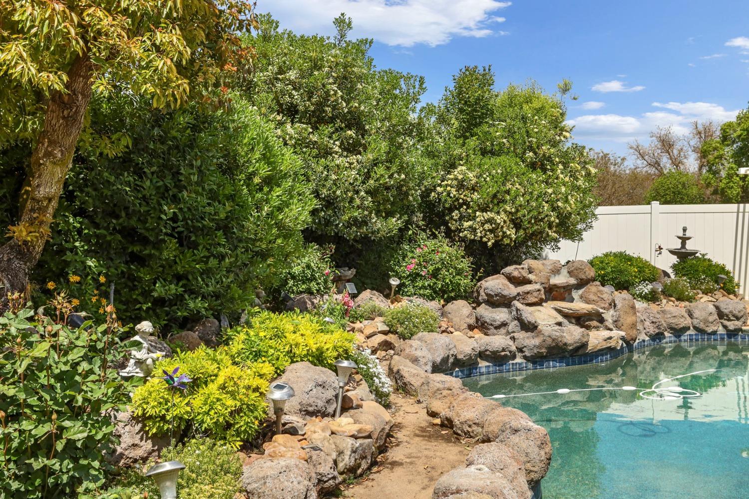 Detail Gallery Image 44 of 75 For 29595 E Shelton Rd, Linden,  CA 95236 - 4 Beds | 3 Baths