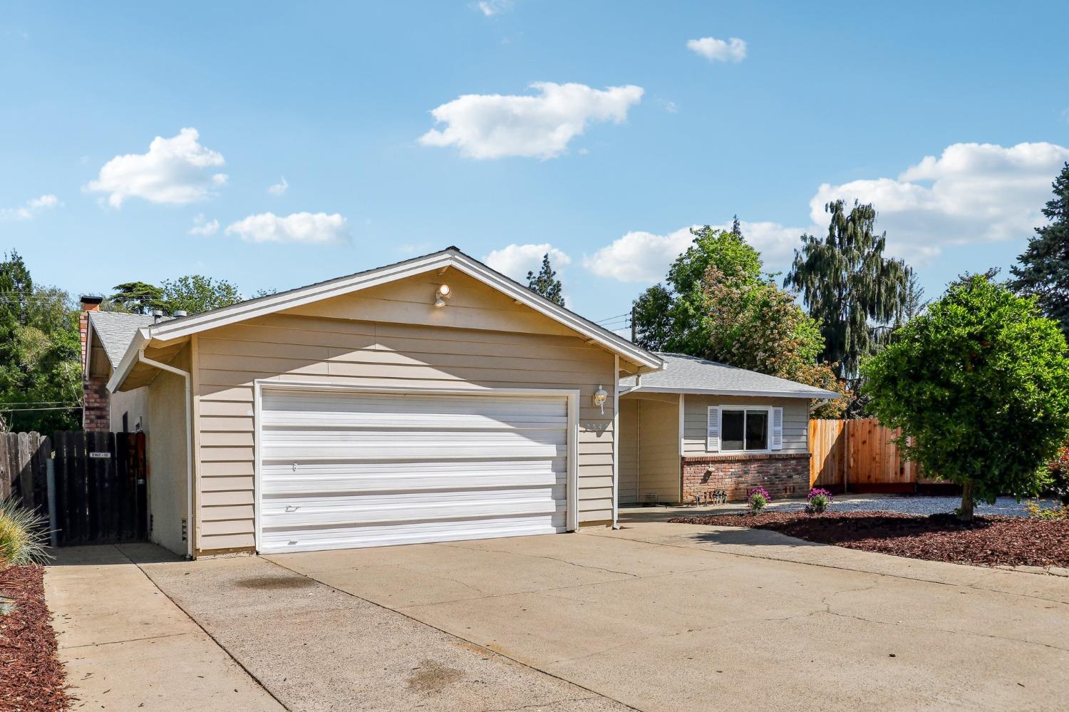 El Burlon Circle, Rancho Cordova, California image 2