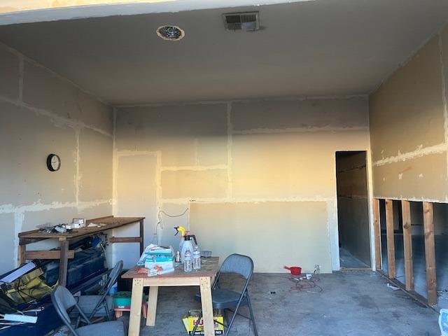Detail Gallery Image 3 of 8 For 408 S 1st St, Turlock,  CA 95380 - – Beds | – Baths