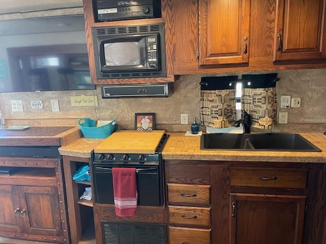 Detail Gallery Image 8 of 34 For 14250 Isleton Rd 23, Isleton,  CA 95641 - 1 Beds | 1 Baths