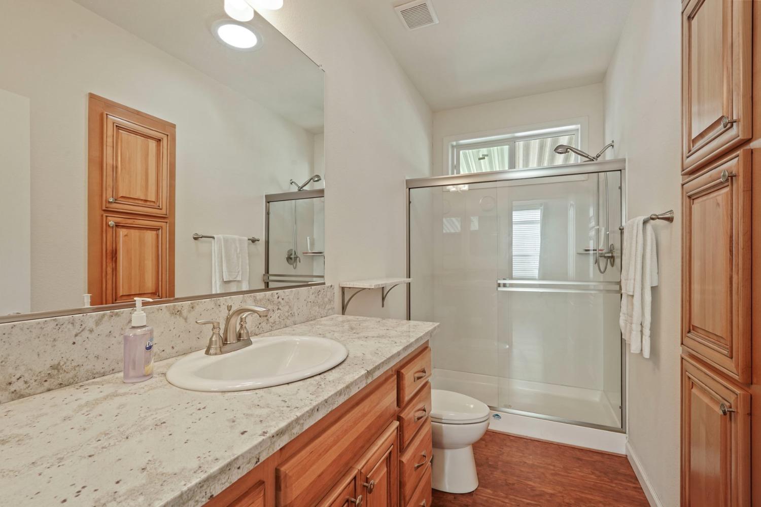 Detail Gallery Image 14 of 26 For 90 Buena Vista Dr, Lodi,  CA 95240 - 2 Beds | 2 Baths