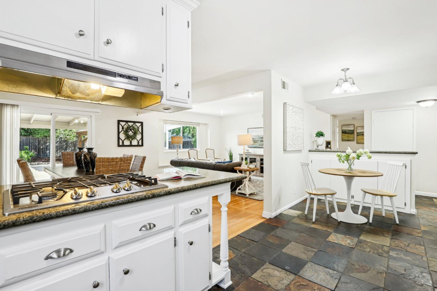 El Burlon Circle, Rancho Cordova, California image 12