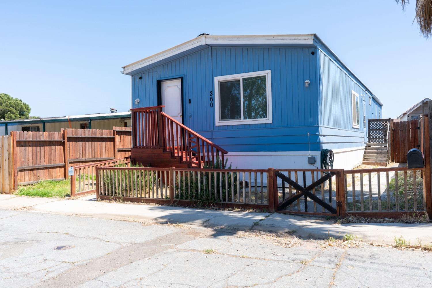 Detail Gallery Image 2 of 25 For 260 W Comet Rd, Santa Nella,  CA 95322 - 2 Beds | 2 Baths