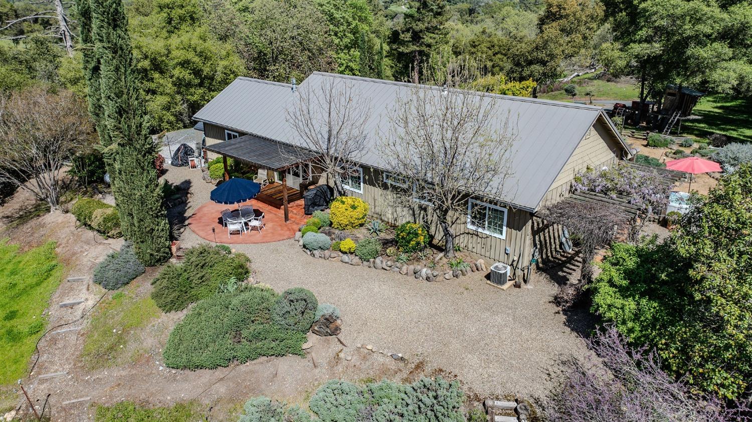 Detail Gallery Image 3 of 98 For 15900 State Highway 88, Jackson,  CA 95642 - 3 Beds | 2 Baths