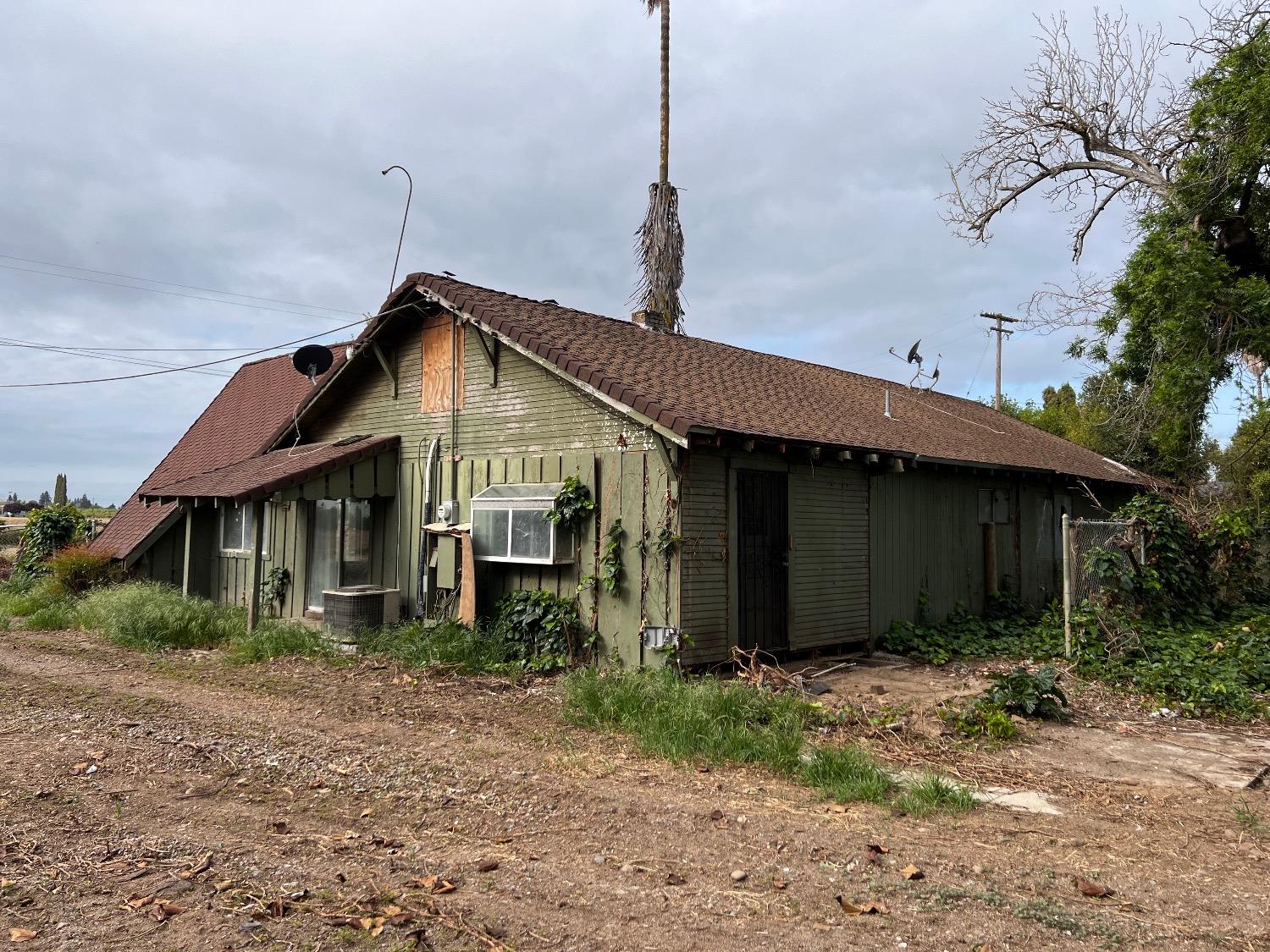 El Pomar Avenue, Waterford, California image 3