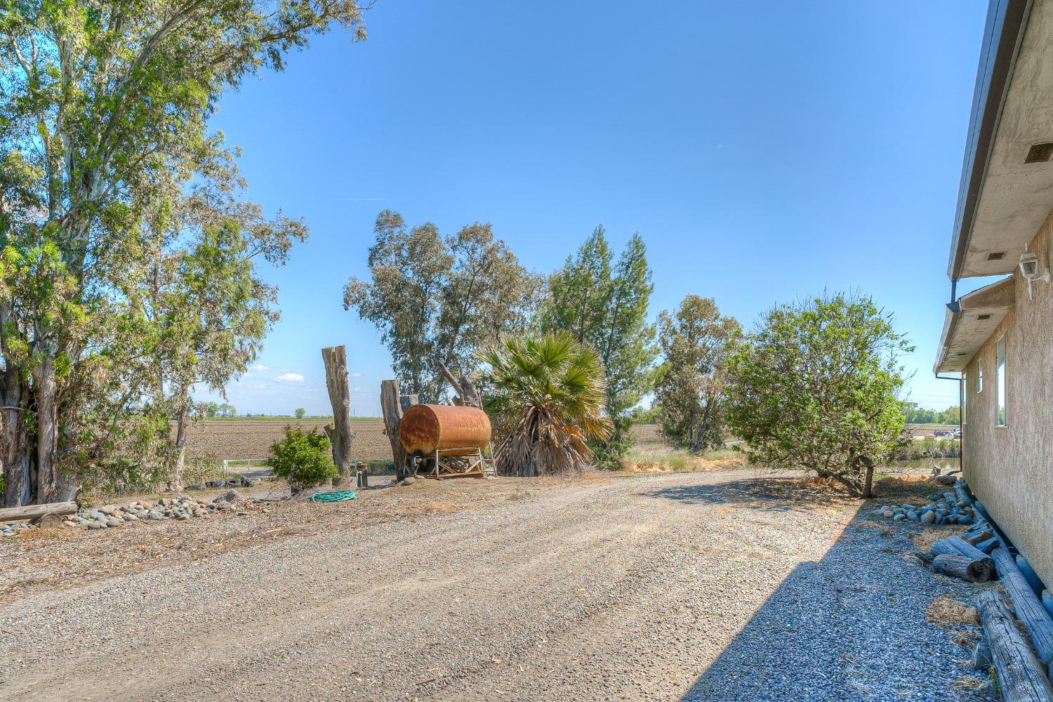 Detail Gallery Image 39 of 84 For 3145 Hunter Rd, Colusa,  CA 95932 - 3 Beds | 2/1 Baths