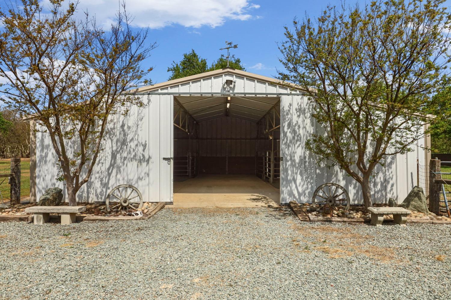 Detail Gallery Image 55 of 75 For 29595 E Shelton Rd, Linden,  CA 95236 - 4 Beds | 3 Baths