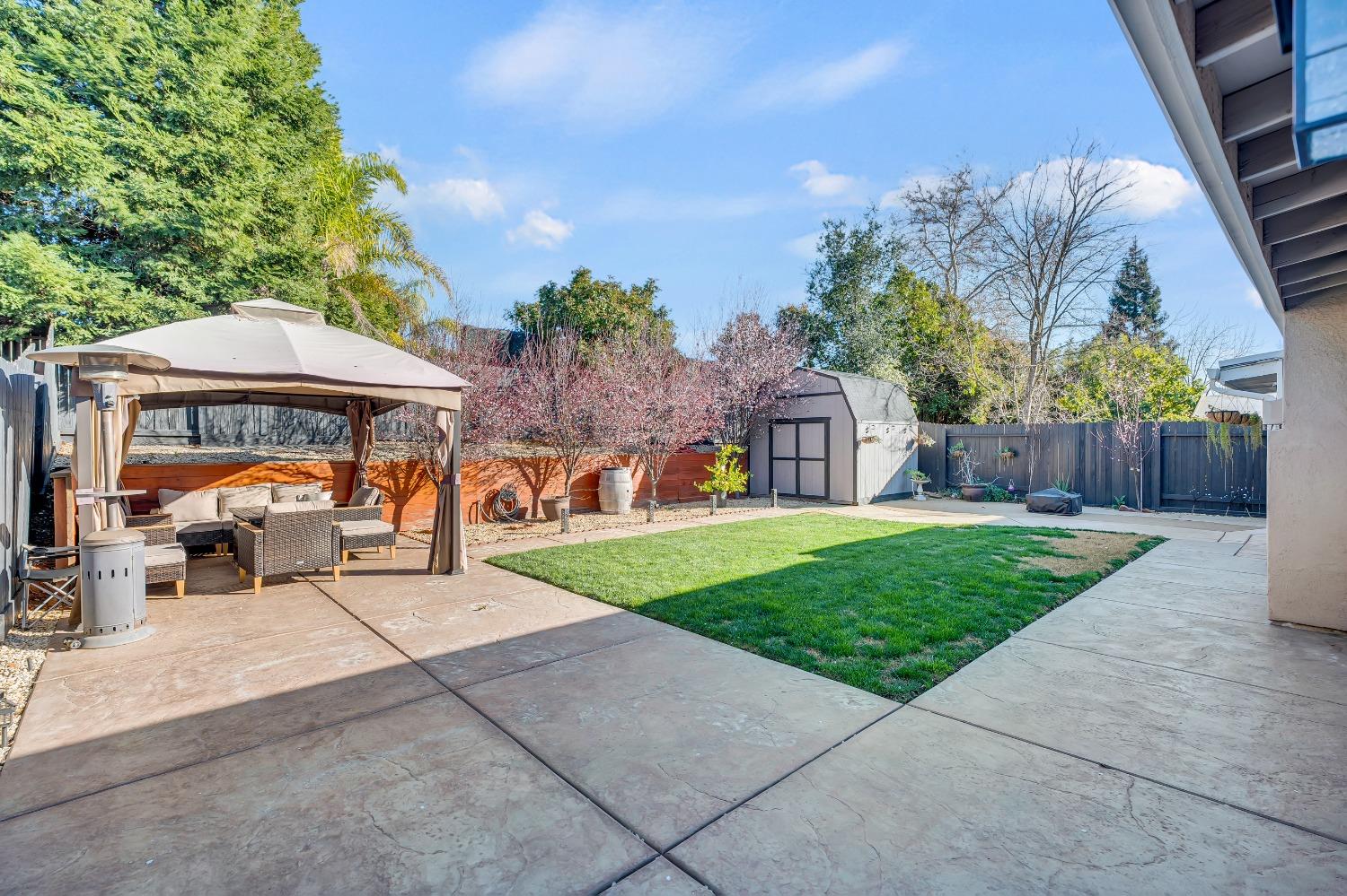 Detail Gallery Image 33 of 40 For 10961 Woolwich Way, Mather,  CA 95655 - 5 Beds | 3 Baths