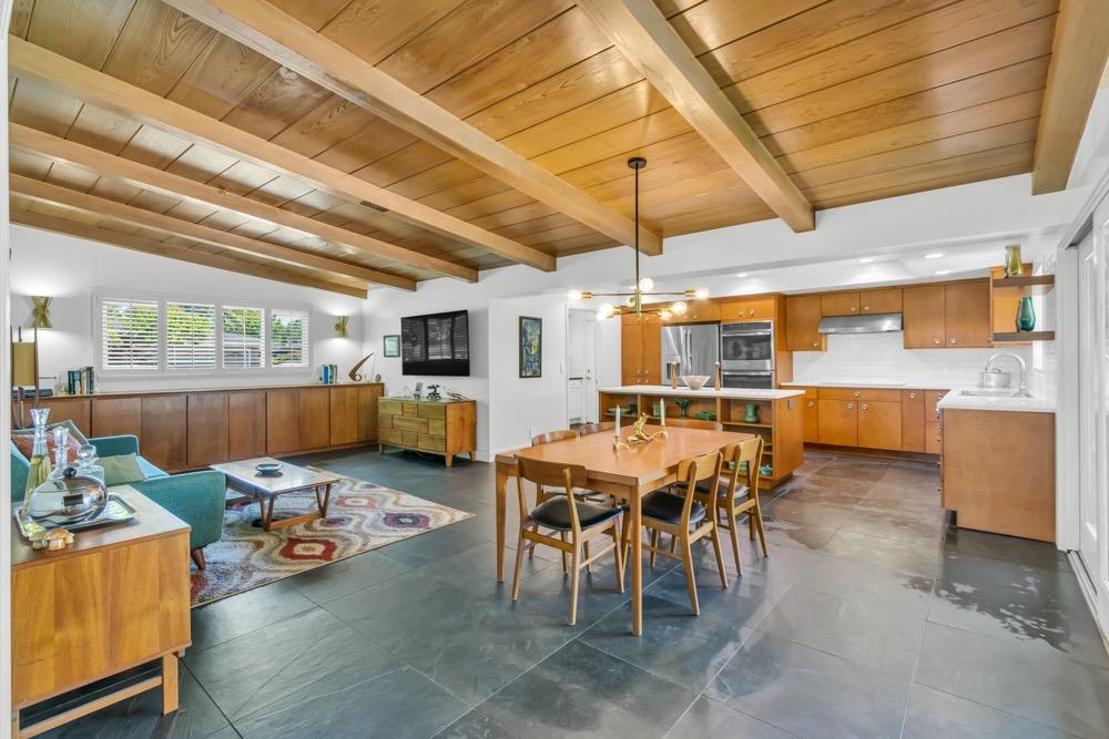Detail Gallery Image 8 of 94 For 3250 Bonita Dr, Sacramento,  CA 95821 - 3 Beds | 3 Baths