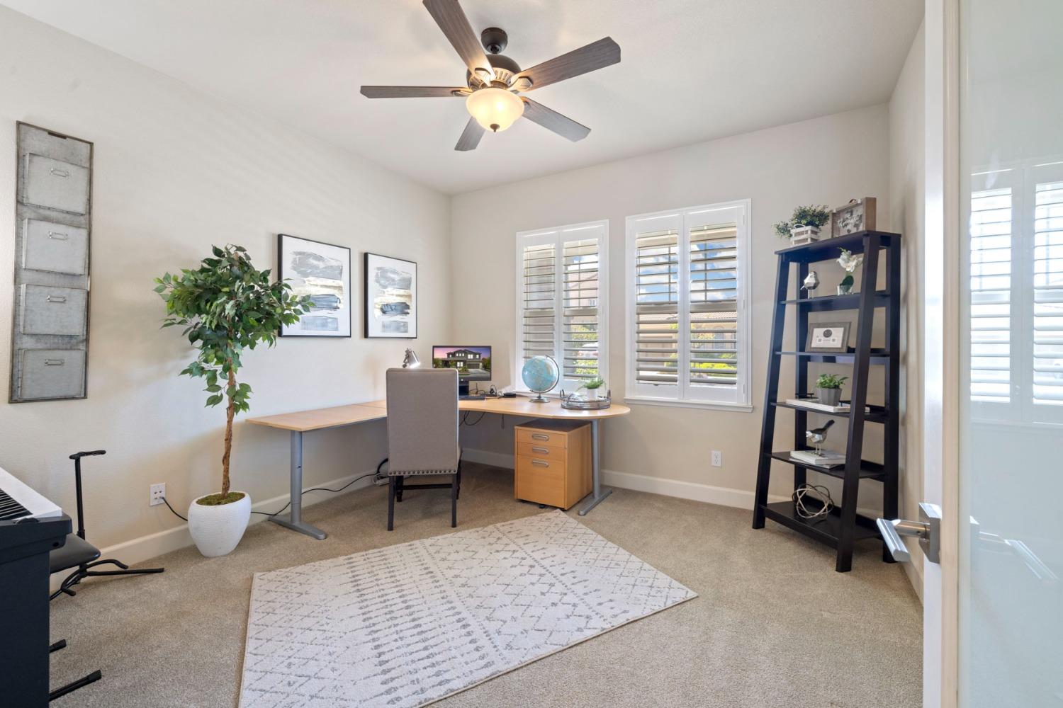 Detail Gallery Image 15 of 70 For 976 S Modena St, Mountain House,  CA 95391 - 6 Beds | 4/1 Baths