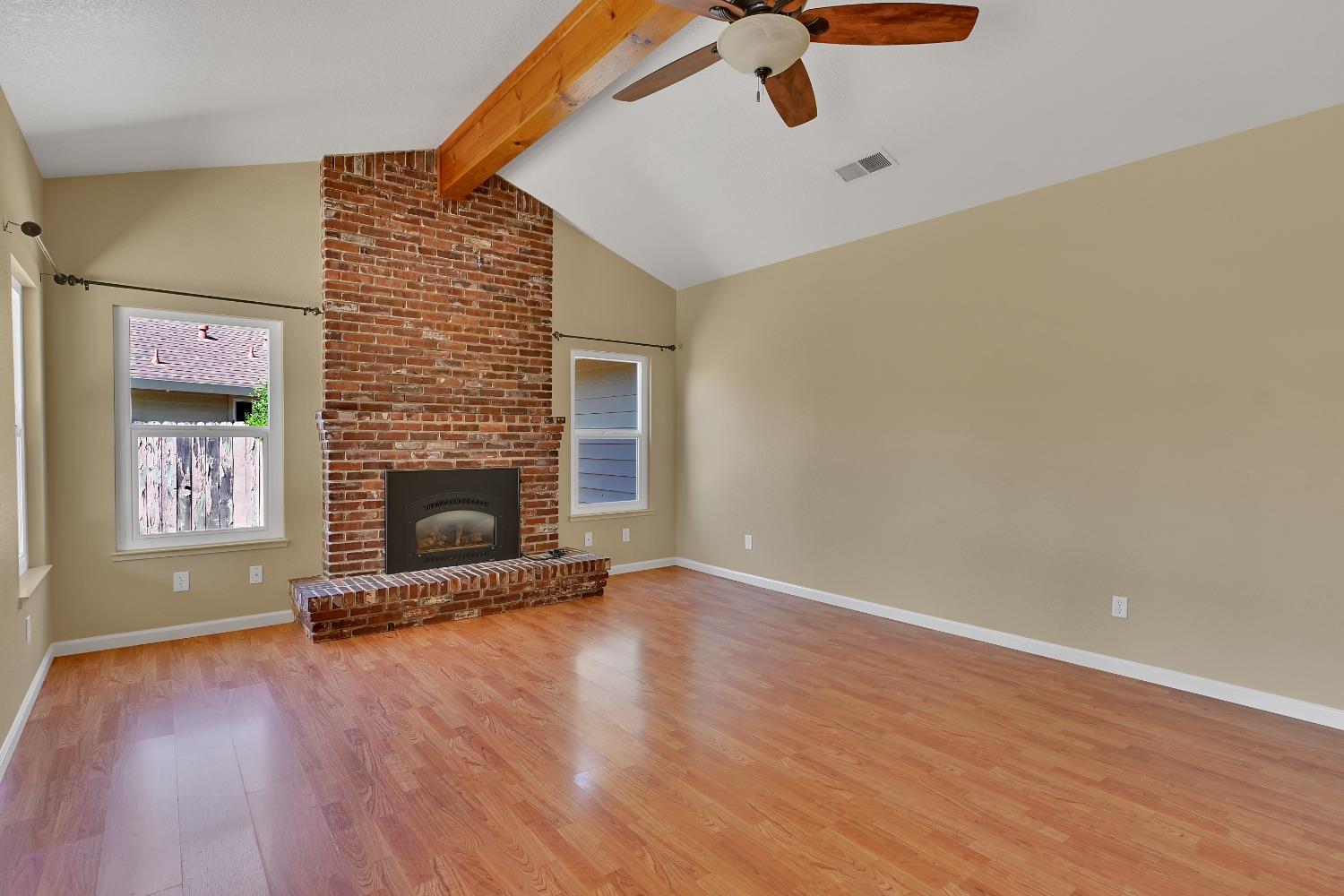 Detail Gallery Image 35 of 71 For 722 Mariner  Loop, Yuba City,  CA 95991 - 4 Beds | 2/1 Baths
