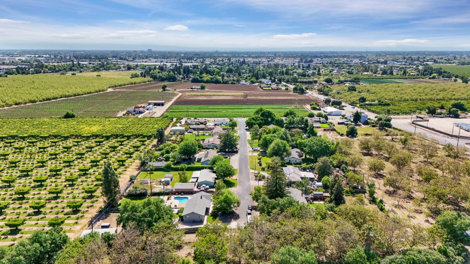 Detail Gallery Image 8 of 75 For 5446 Teixeira Dr, Stockton,  CA 95215 - 3 Beds | 2 Baths