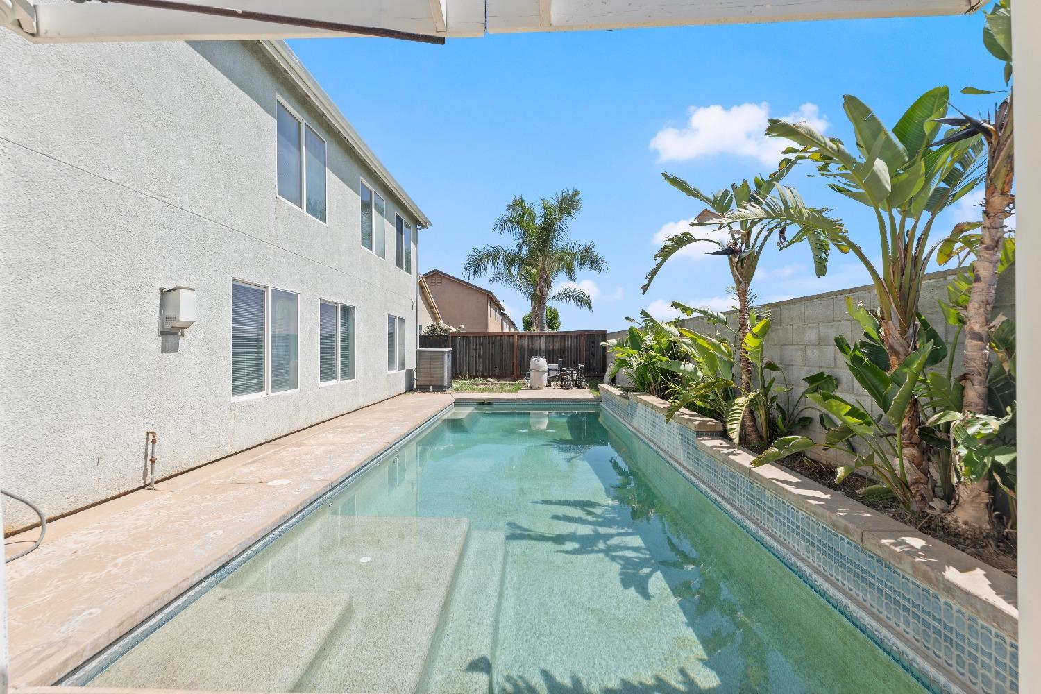 Detail Gallery Image 56 of 70 For 1530 Maryclair Dr, Olivehurst,  CA 95961 - 4 Beds | 2/1 Baths