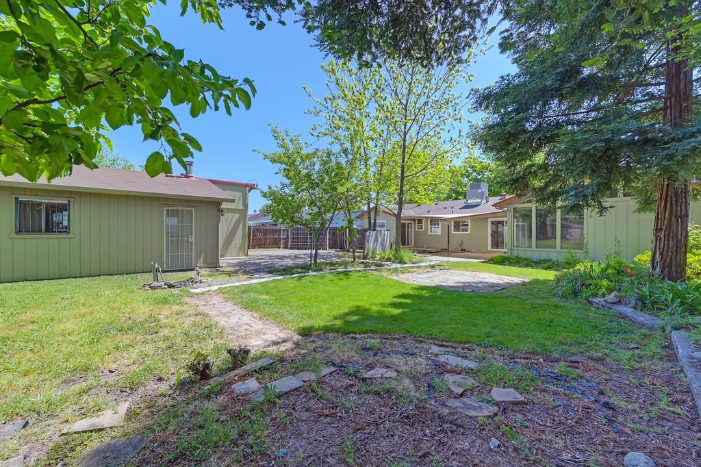 Whitney Avenue, Carmichael, California image 44