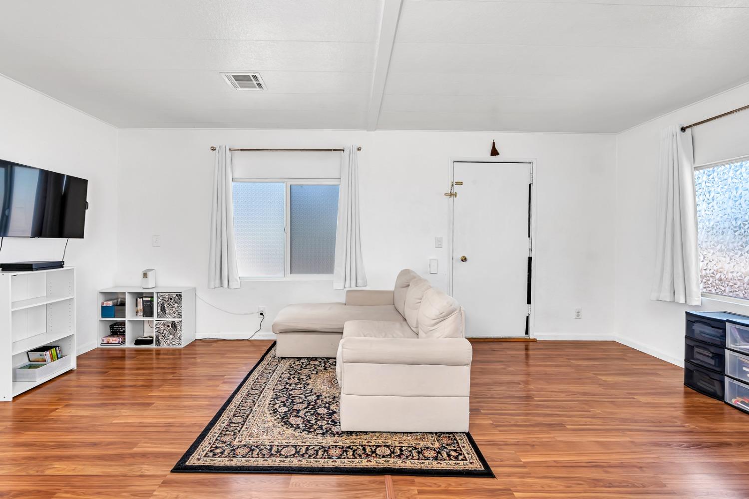 Detail Gallery Image 5 of 25 For 260 W Comet Rd, Santa Nella,  CA 95322 - 2 Beds | 2 Baths