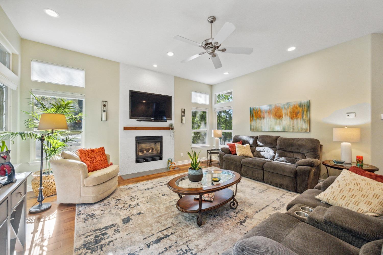 Detail Gallery Image 18 of 92 For 3415 N Chasen Dr, Cameron Park,  CA 95682 - 4 Beds | 3 Baths