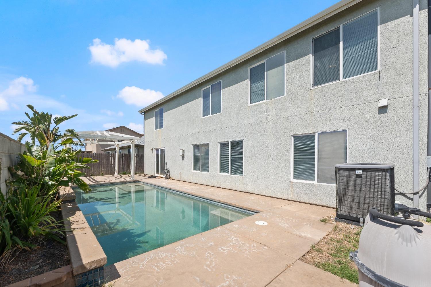 Detail Gallery Image 59 of 70 For 1530 Maryclair Dr, Olivehurst,  CA 95961 - 4 Beds | 2/1 Baths