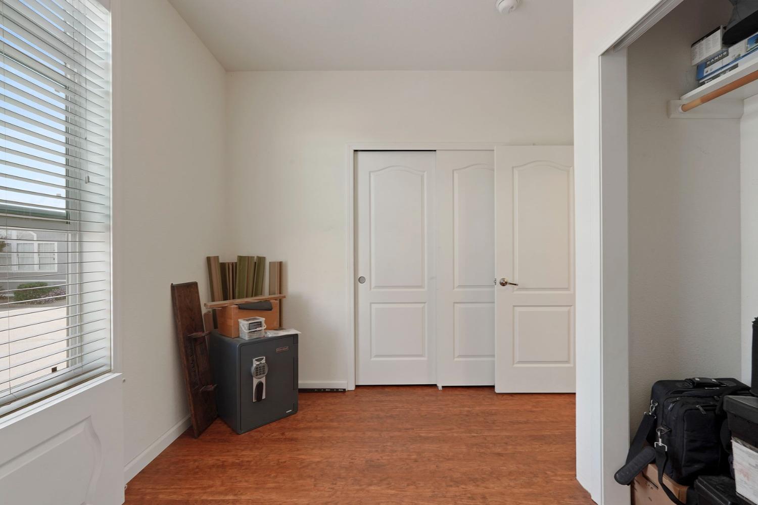 Detail Gallery Image 16 of 26 For 90 Buena Vista Dr, Lodi,  CA 95240 - 2 Beds | 2 Baths