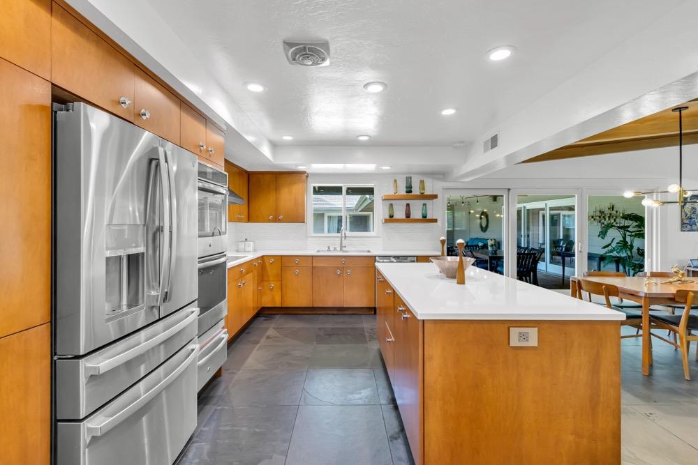 Detail Gallery Image 26 of 94 For 3250 Bonita Dr, Sacramento,  CA 95821 - 3 Beds | 3 Baths